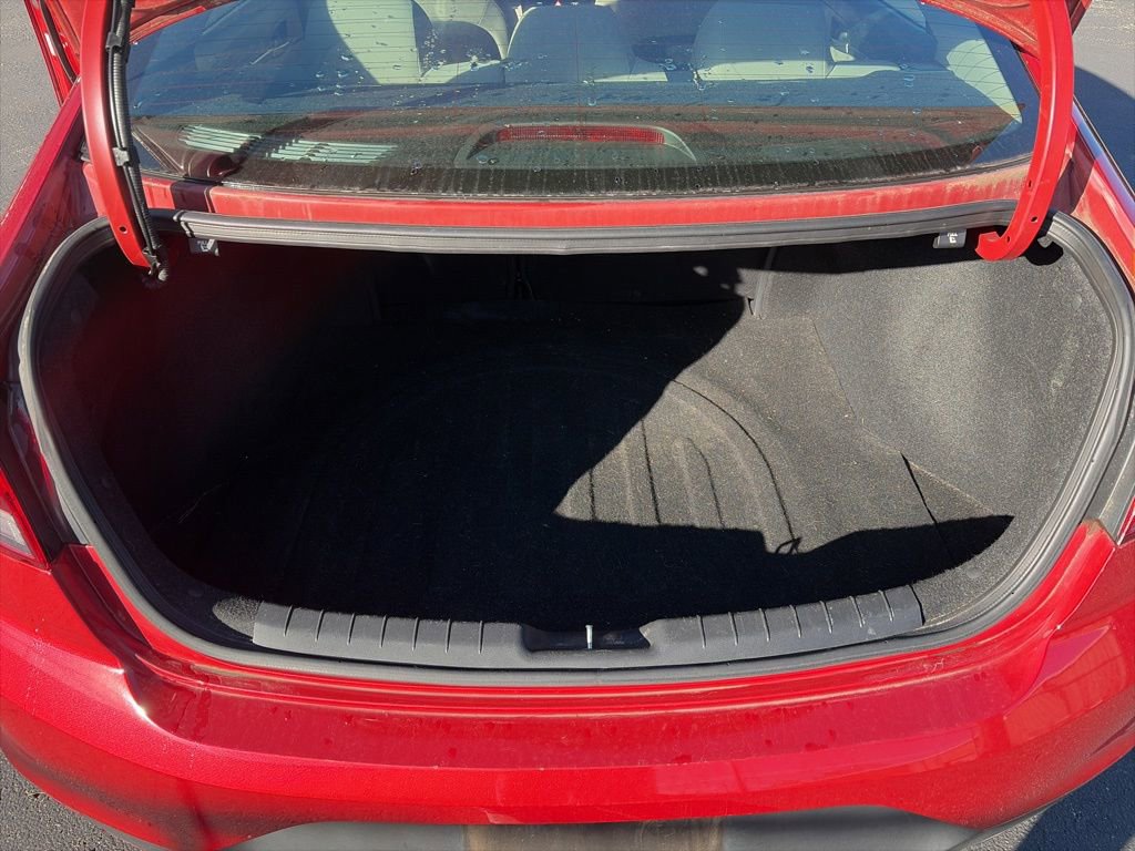 Used 2019 Hyundai Elantra SE image 10