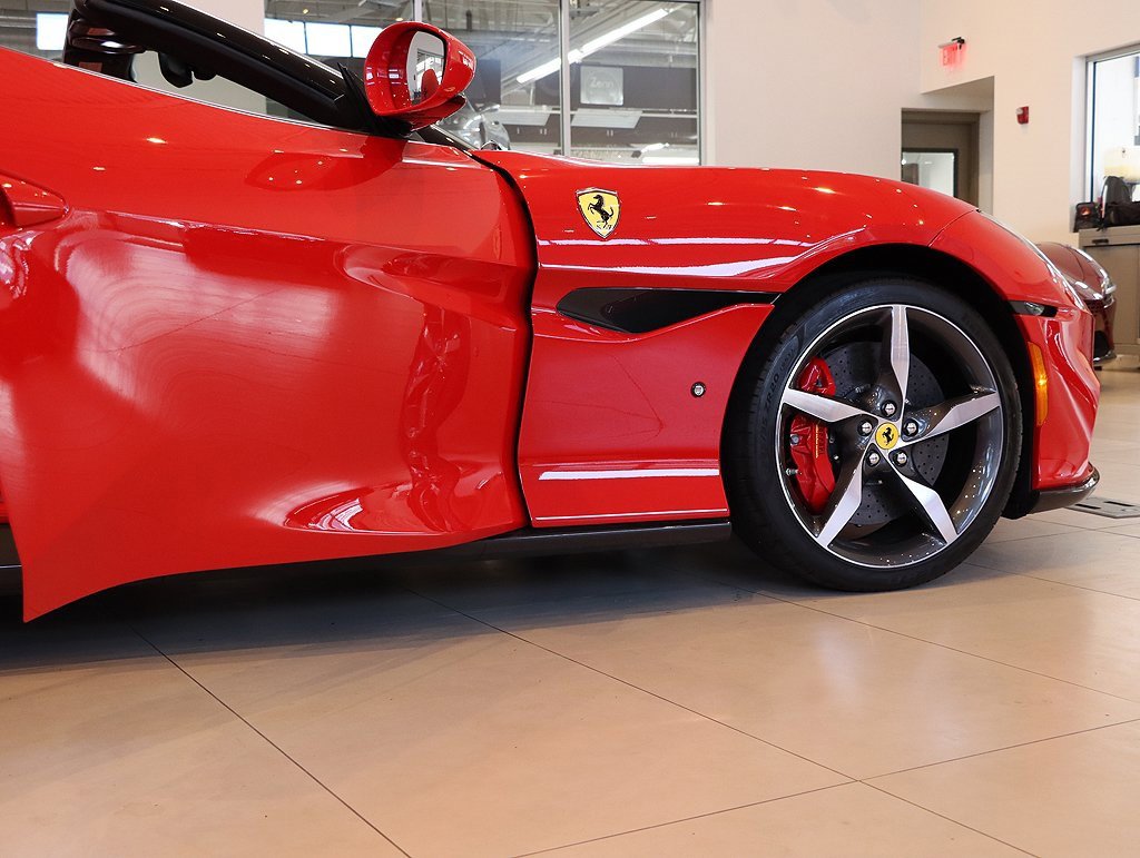 Certified 2022 Ferrari Portofino M image 52