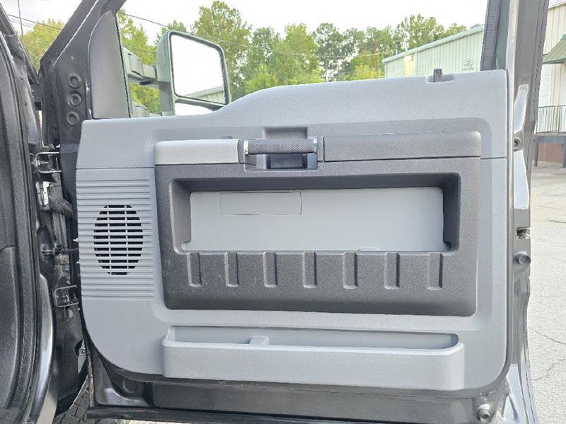 Used 2016 Ford F350 XLT w/ XLT Value Package AWD/4WD image 15