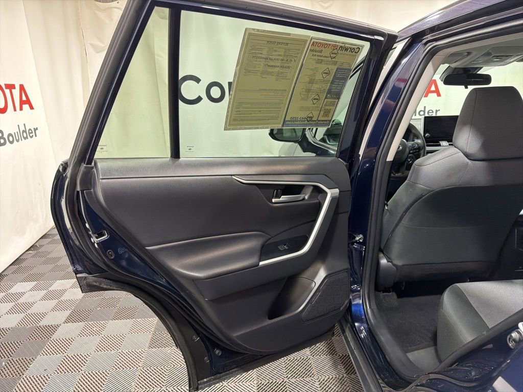 Used 2025 Toyota RAV4 XLE image 16