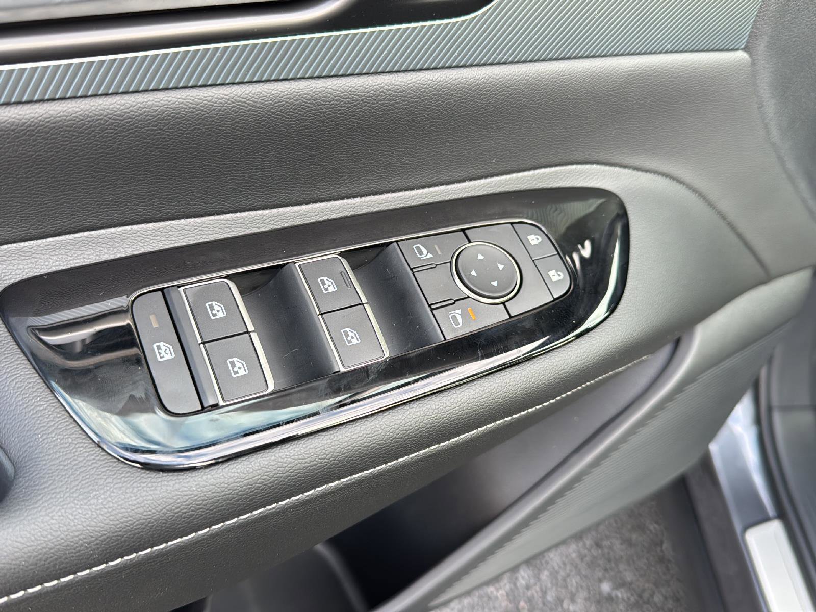 New 2025 Nissan Murano SL w/ Cargo Package image 28