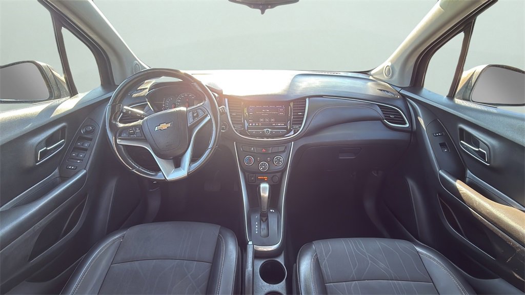 Used 2022 Chevrolet Trax LT w/ Driver Confidence Package image 19