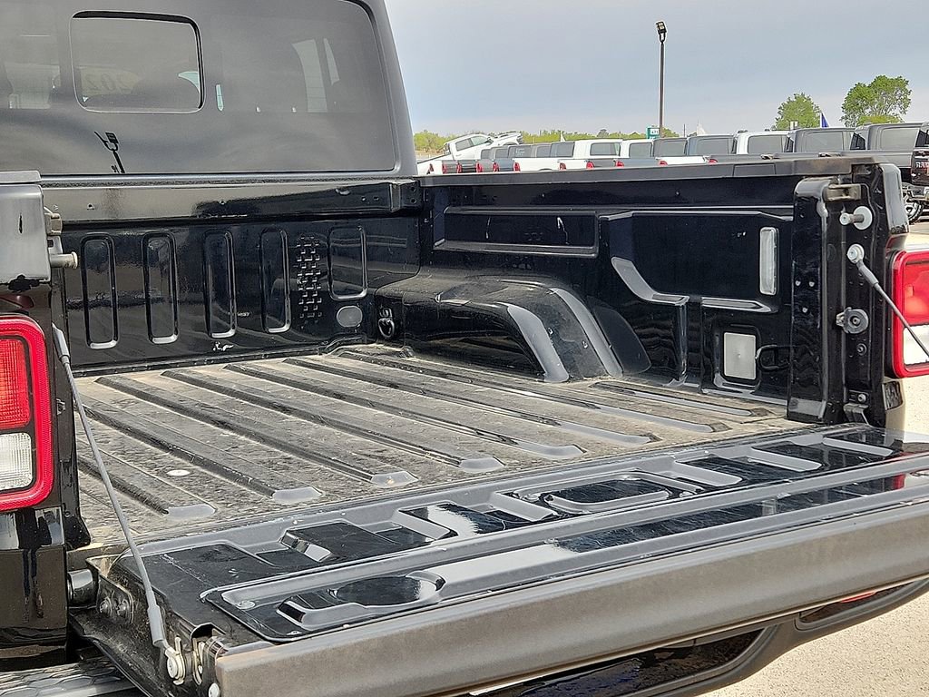 Used 2021 Jeep Gladiator Rubicon image 11