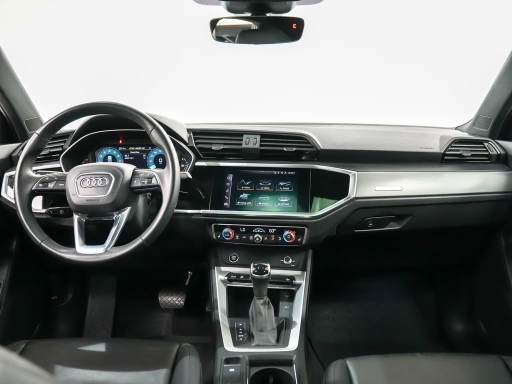 Used 2022 Audi Q3 2.0T Premium w/ Convenience Package AWD/4WD image 19