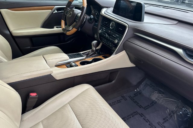 Used 2020 Lexus RX 350 FWD w/ Premium Package image 18