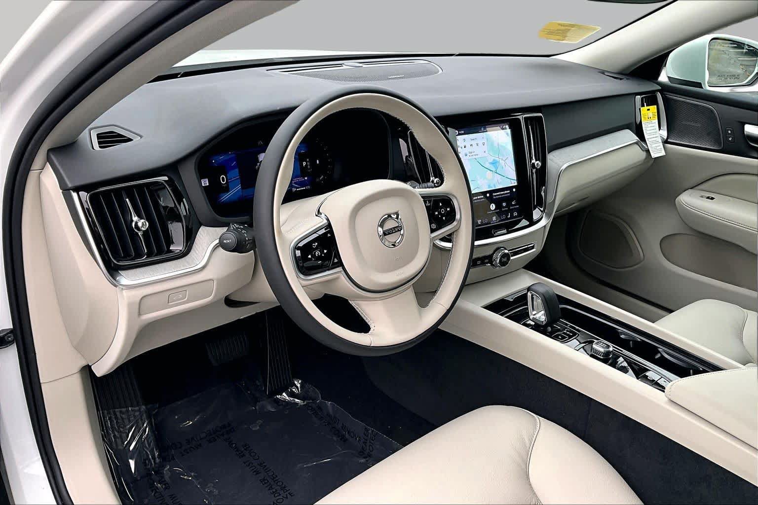 New 2026 Volvo V60 B5 Cross Country Plus w/ Climate Package AWD/4WD image 9