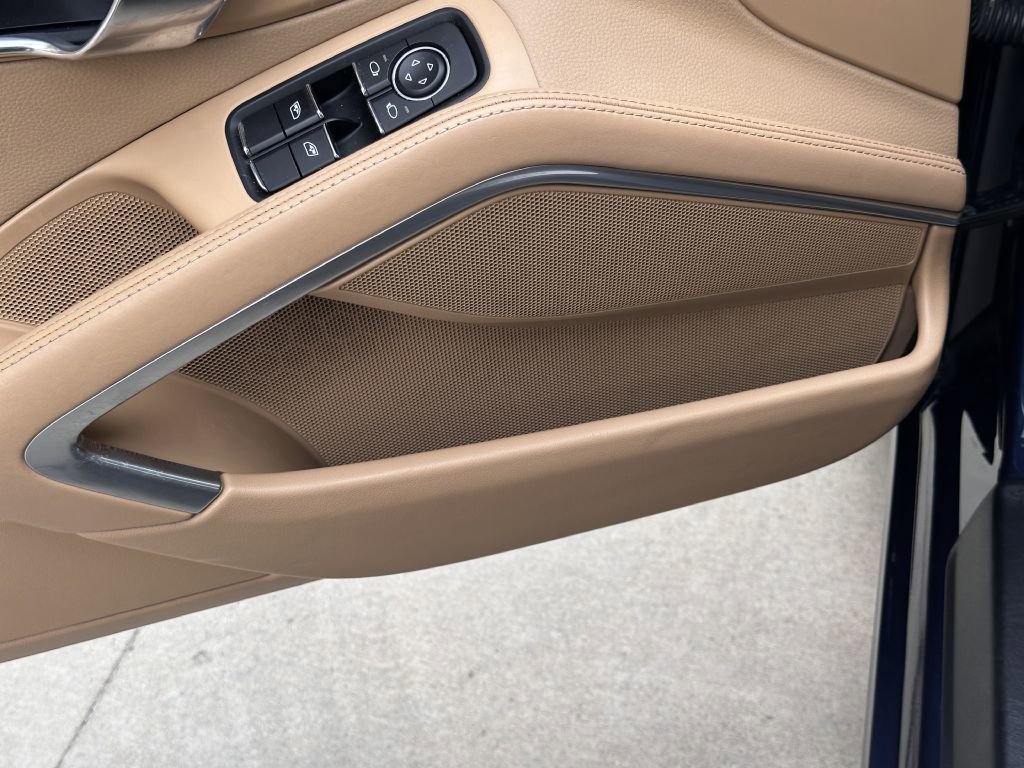 Used 2014 Porsche 911 Carrera image 27