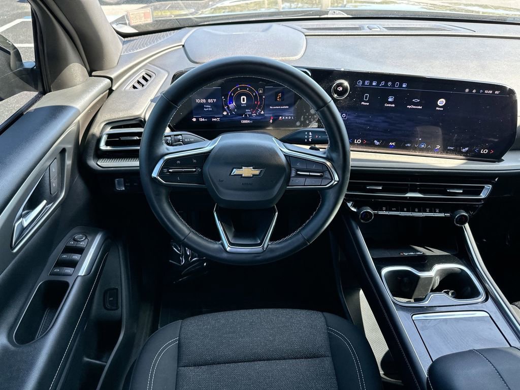 Certified 2024 Chevrolet Traverse LT w/ LPO, Floor Liner Package AWD/4WD image 21