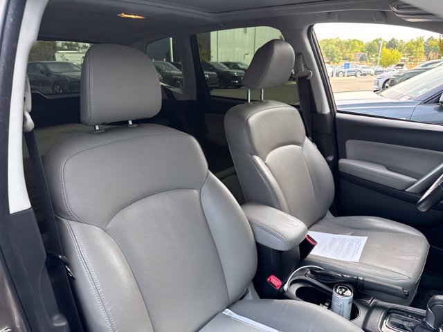 Used 2016 Subaru Forester 2.5i Touring w/ Eyesight & Navigation System AWD/4WD image 10