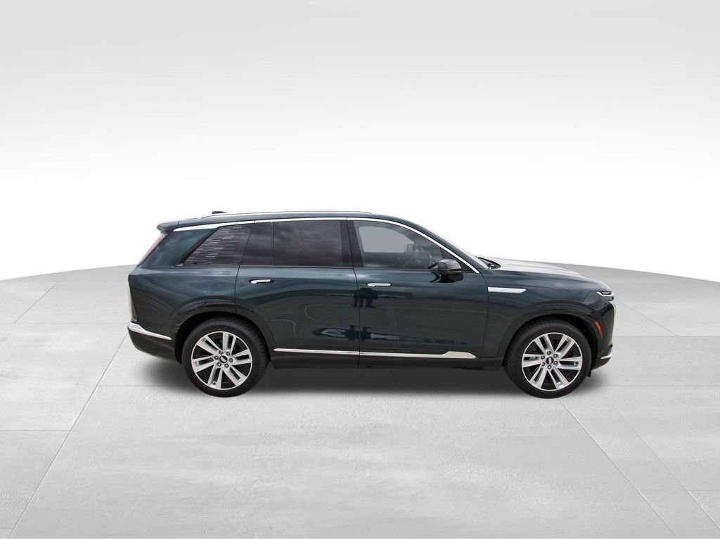 Certified 2026 Cadillac Vistiq Luxury image 5