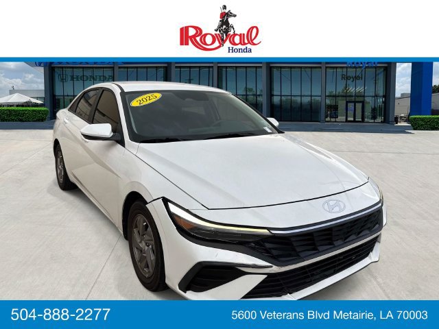 Used 2025 Hyundai Elantra SE