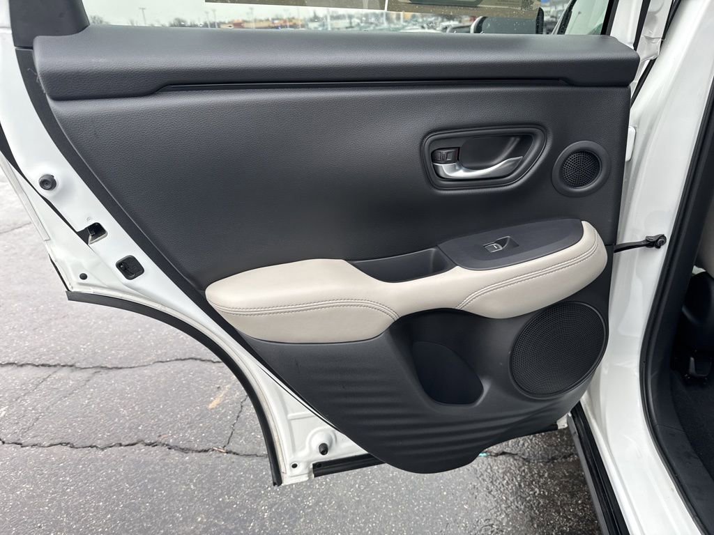 Used 2025 Honda HR-V EX-L image 33