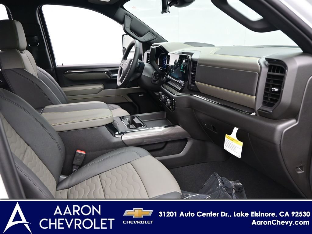 New 2026 Chevrolet Silverado 2500 ZR2 AWD/4WD image 9