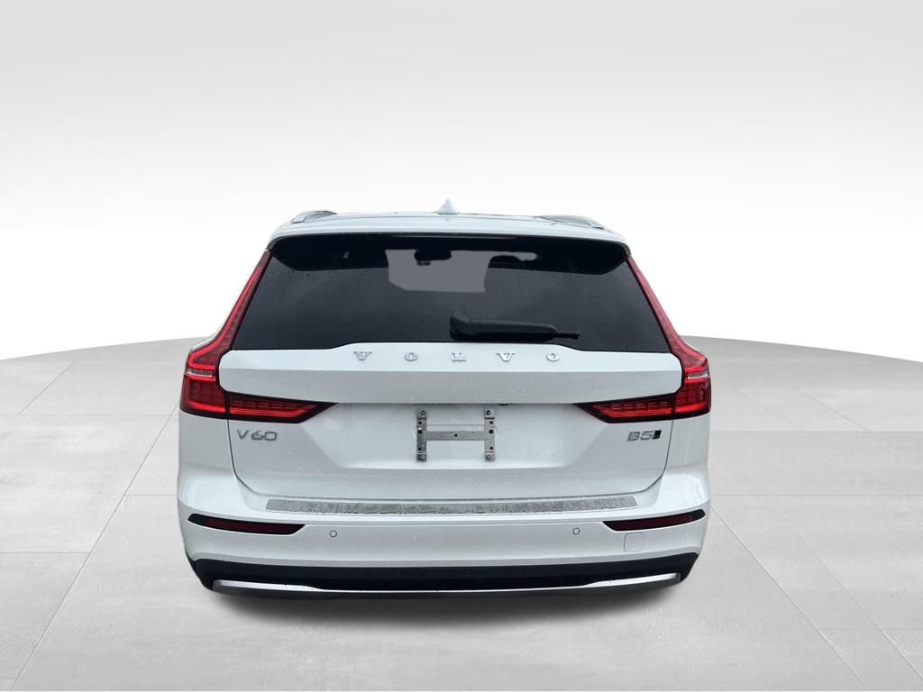 New 2026 Volvo V60 B5 Cross Country Plus w/ Protection Package Premier AWD/4WD image 5