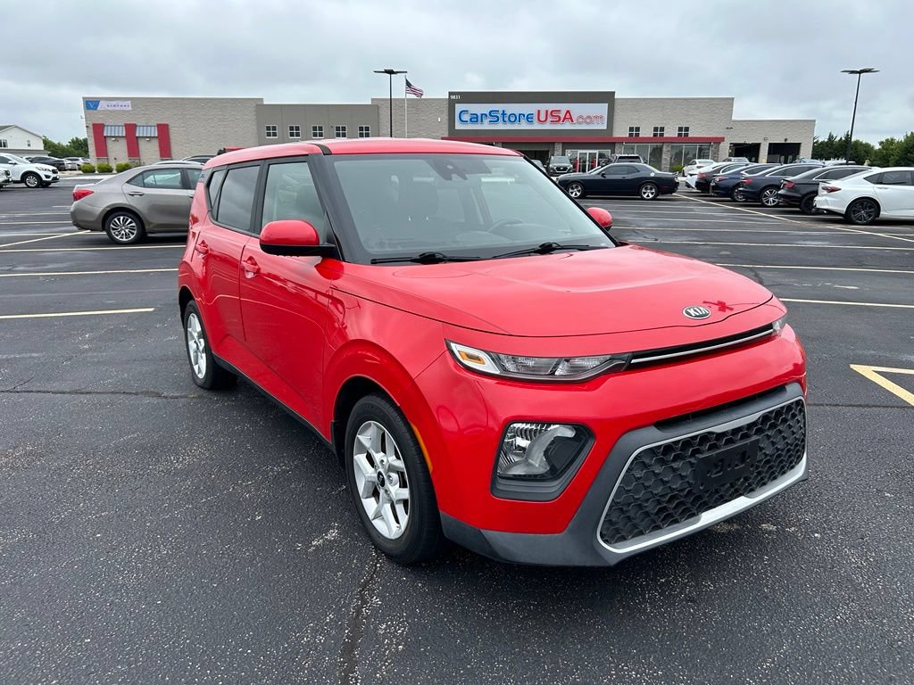 Used 2020 Kia Soul S FWD image 1