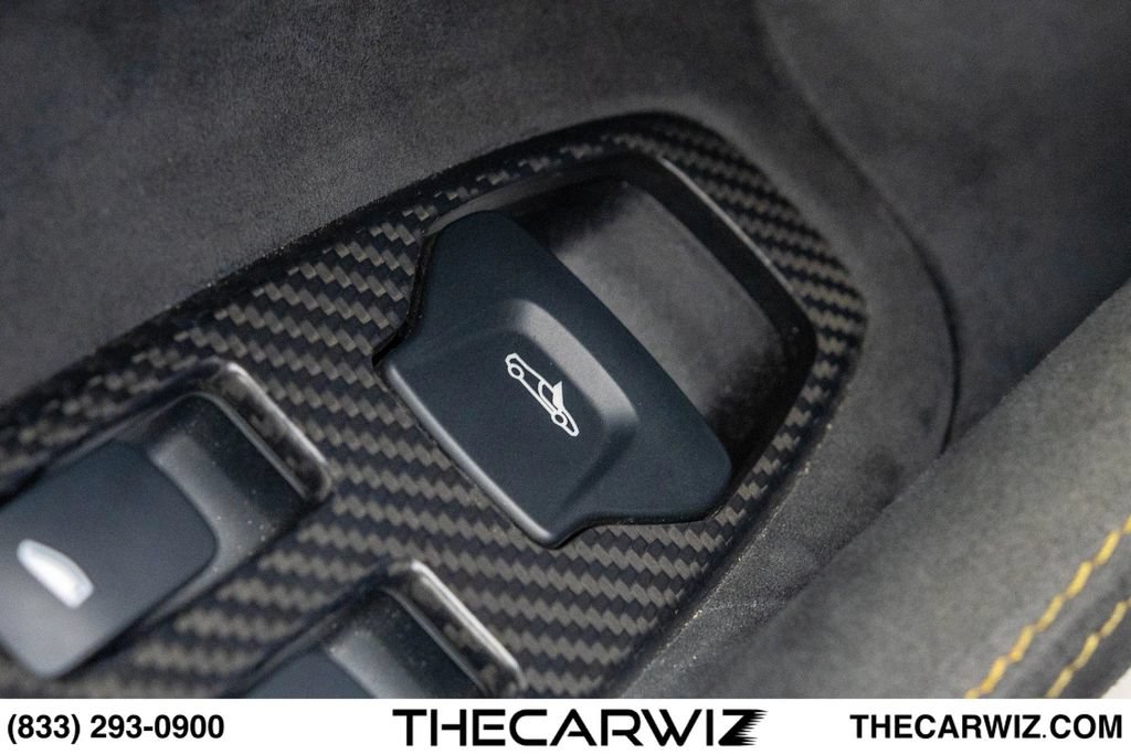 Used 2019 McLaren 600LT RWD image 60