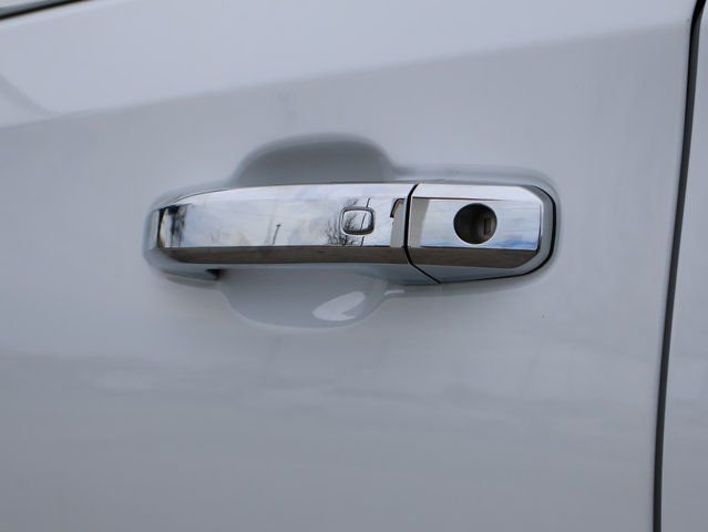 Used 2023 GMC Sierra 1500 SLT w/ SLT Convenience Package image 27