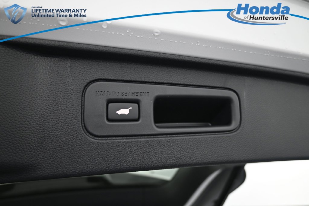 New 2026 Honda Pilot Touring image 23
