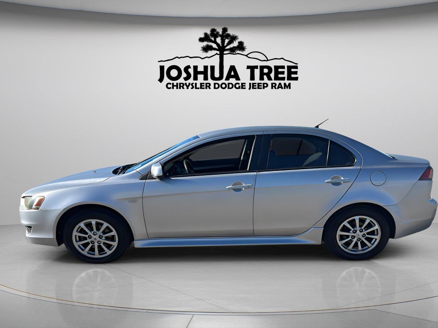 Used 2010 Mitsubishi Lancer ES FWD image 4