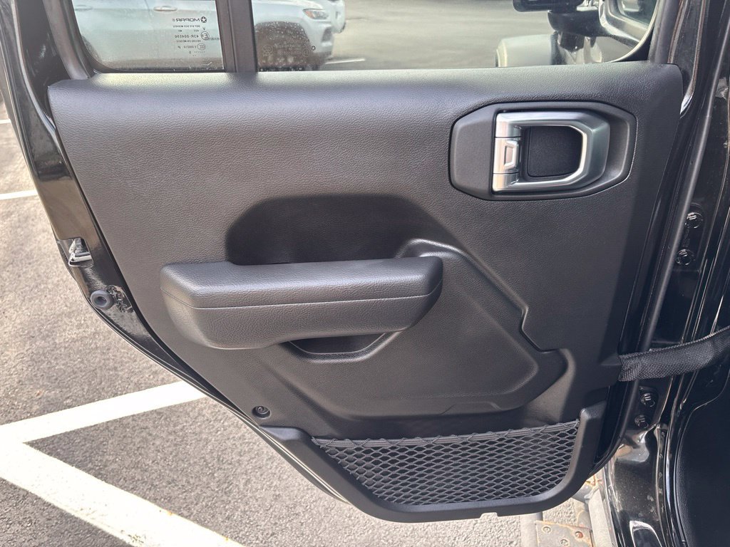 Used 2025 Jeep Wrangler Unlimited Sport S 4xe AWD/4WD image 26