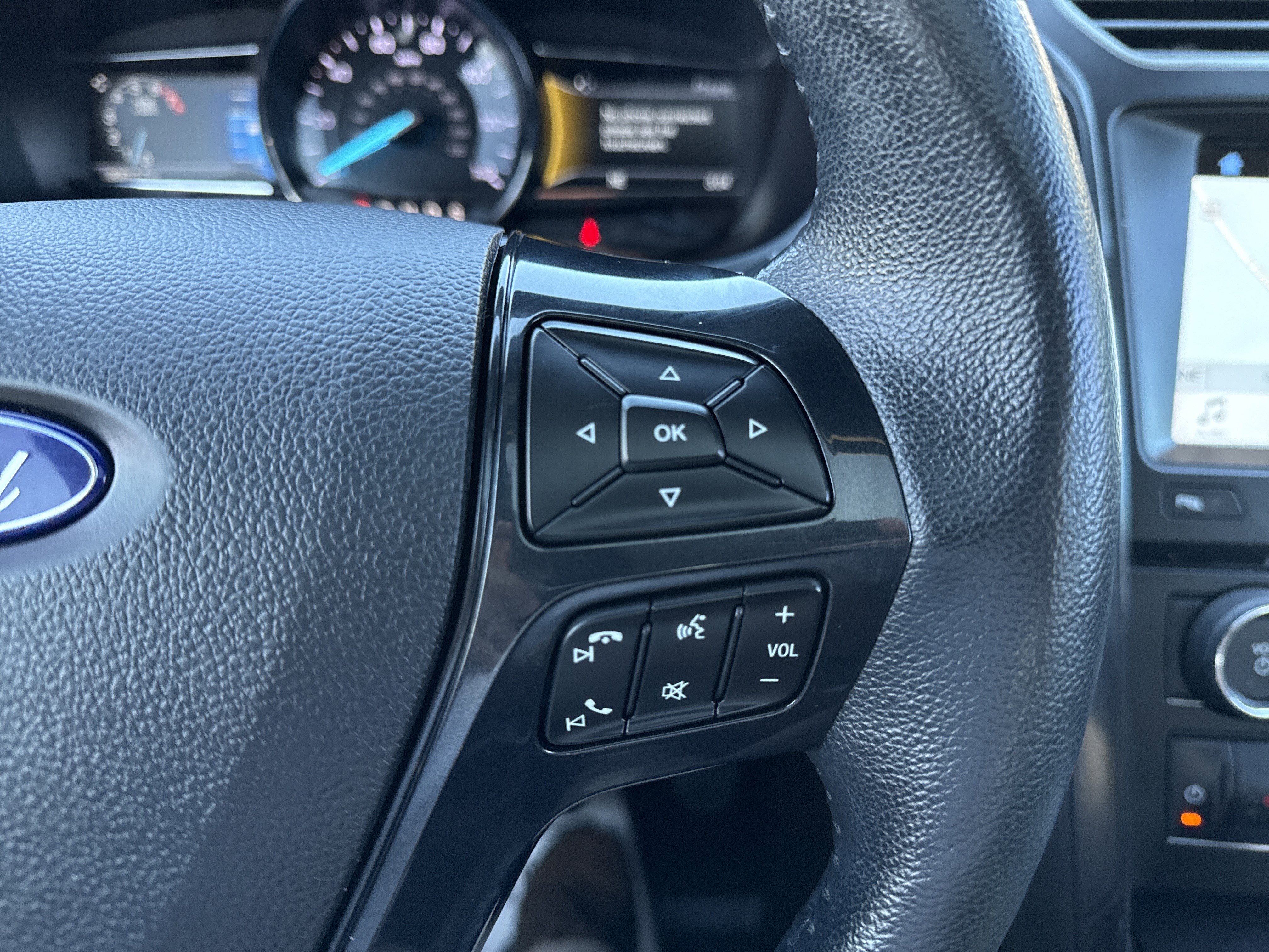 Used 2018 Ford Explorer XLT w/ Equipment Group 202A image 20