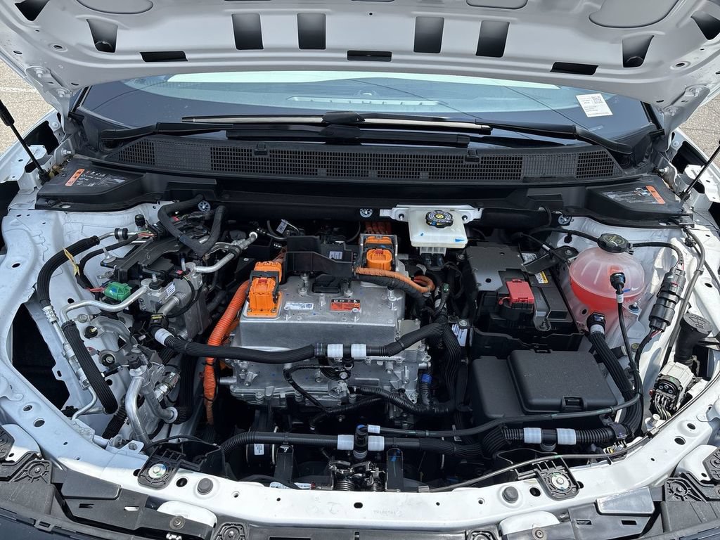 New 2026 Chevrolet Equinox EV LT AWD/4WD image 30