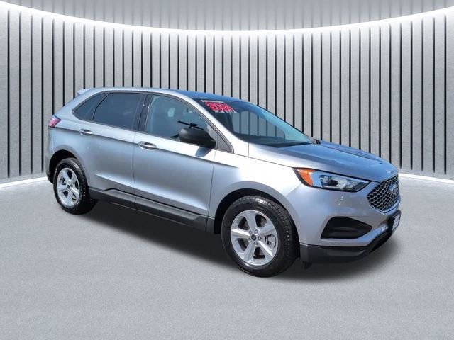 Used 2024 Ford Edge SE AWD/4WD image 2