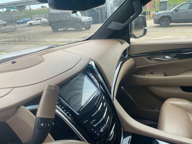Used 2020 Cadillac Escalade Platinum RWD image 27