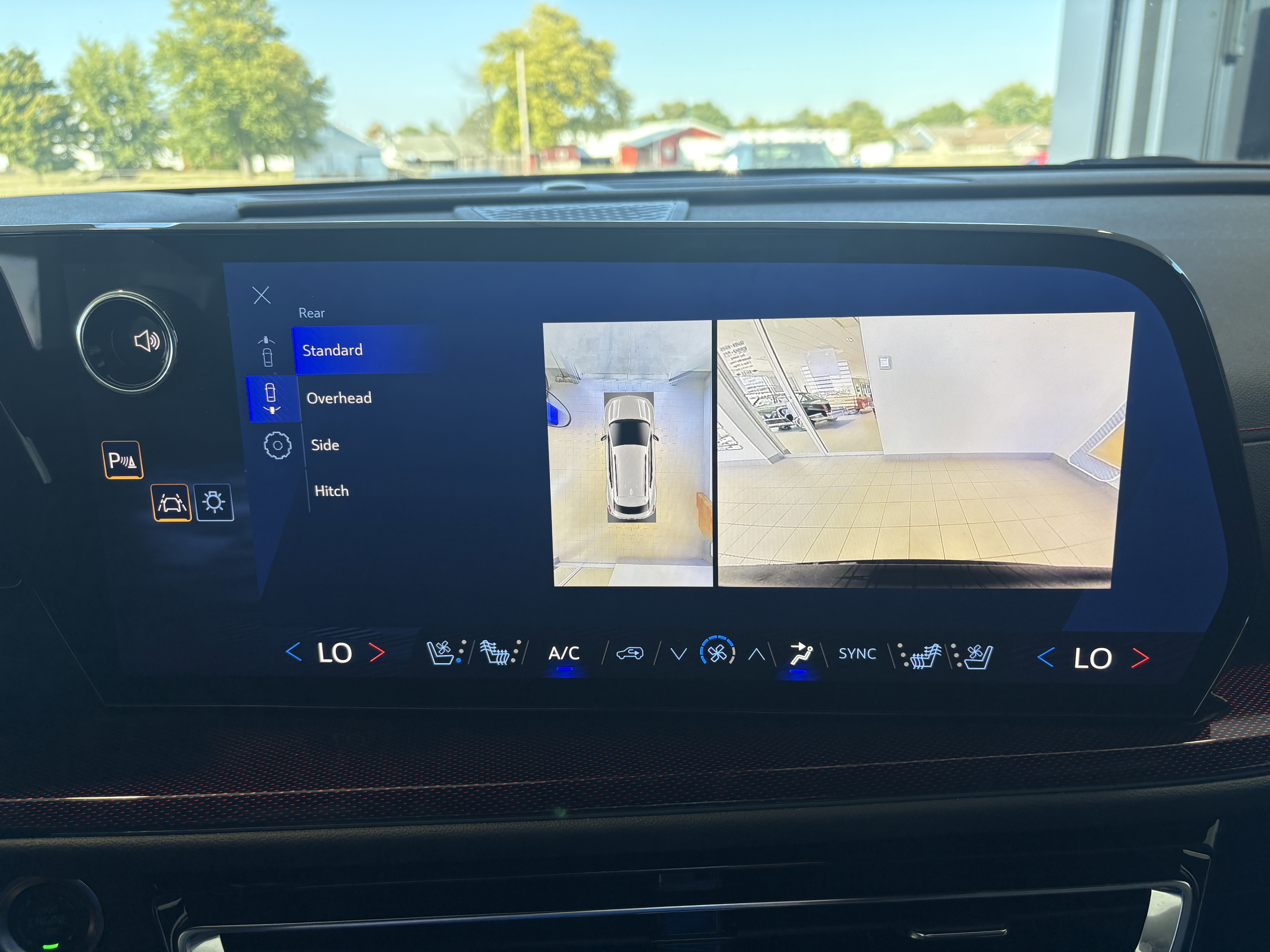 Used 2025 Chevrolet Traverse RS w/ LPO, Floor Liner Package image 28