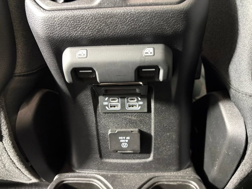 Used 2025 Jeep Gladiator Rubicon w/ Safety Group image 30