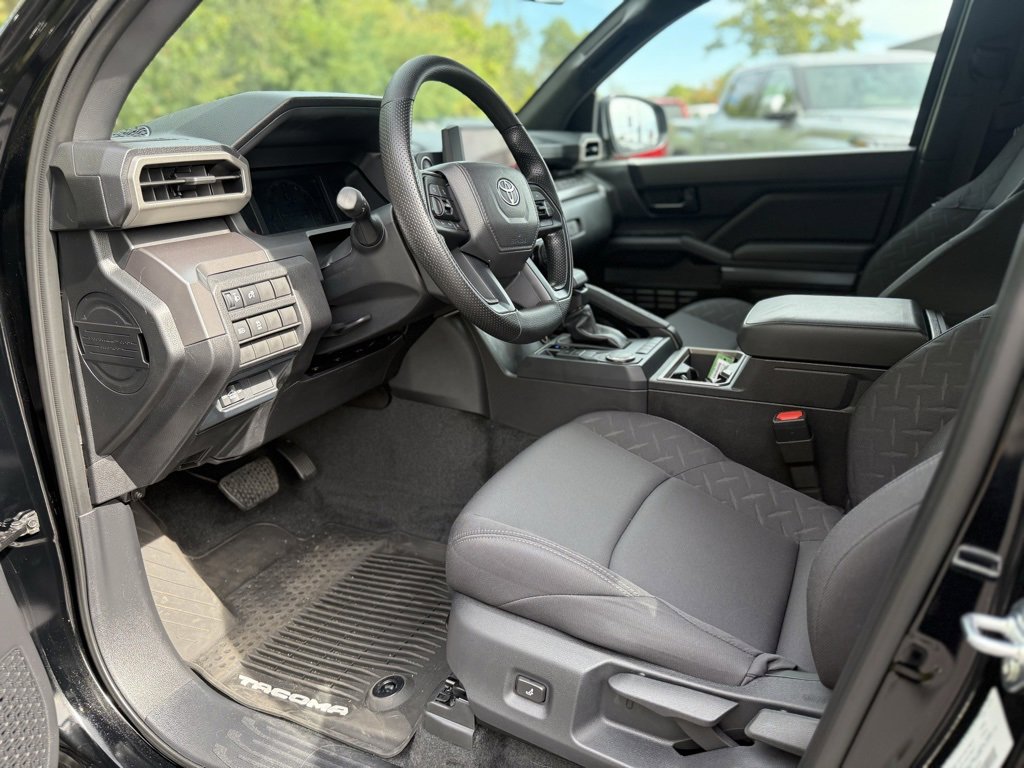 Certified 2025 Toyota Tacoma SR5 image 11