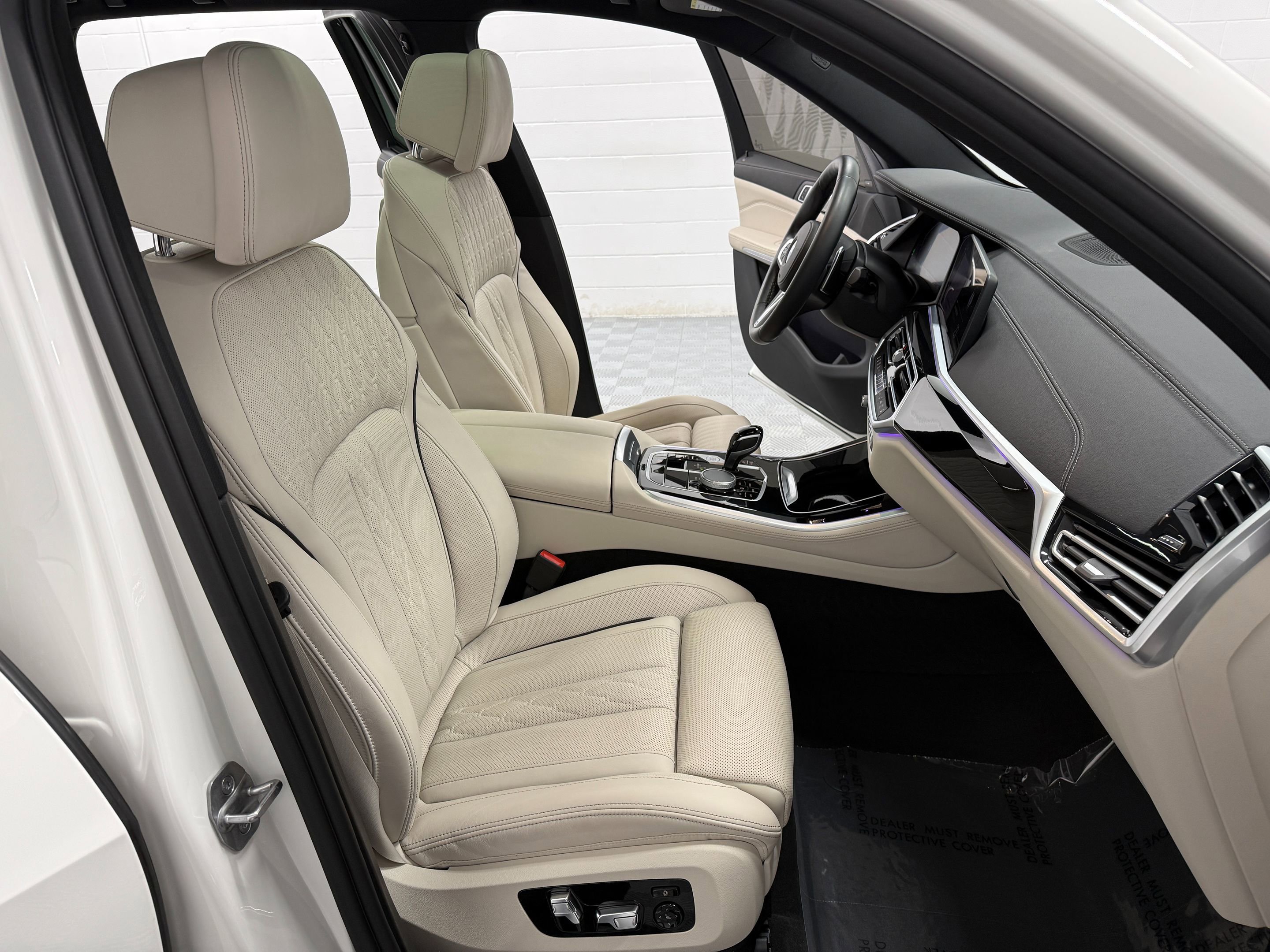 Used 2022 BMW X5 xDrive40i AWD/4WD image 19