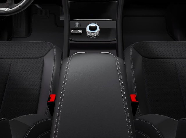 New 2027 Jeep Grand Cherokee Altitude AWD/4WD image 4