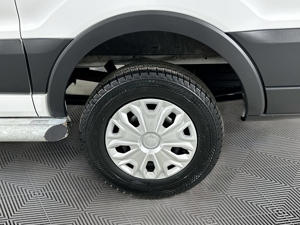 Used 2024 Ford Transit 250 Low Roof w/ Exterior Upgrade Package RWD image 27