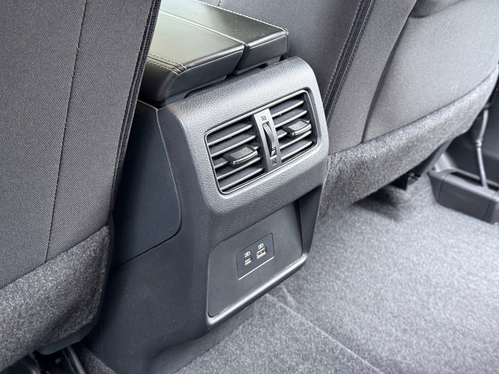 Certified 2023 Nissan Rogue SV AWD/4WD image 26