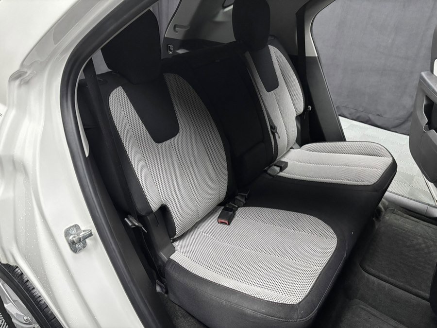 Used 2013 Chevrolet Equinox LT image 32