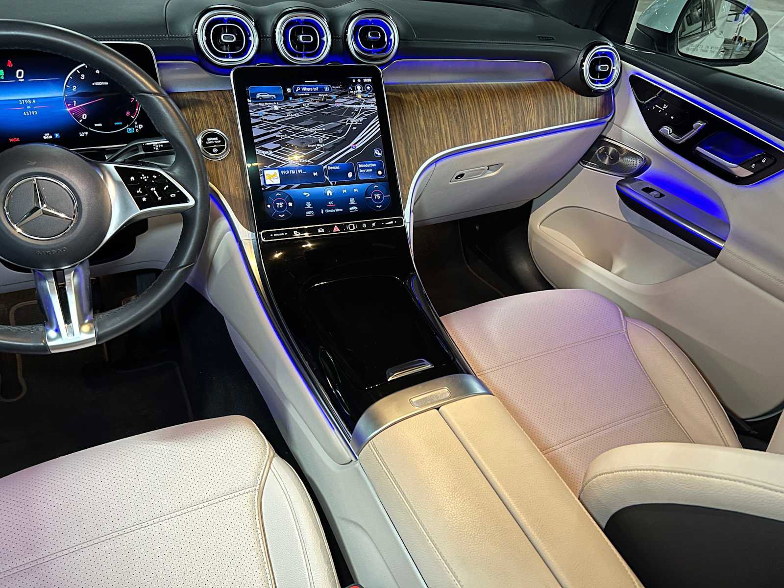 Certified 2023 Mercedes-Benz GLC 300 4MATIC image 42