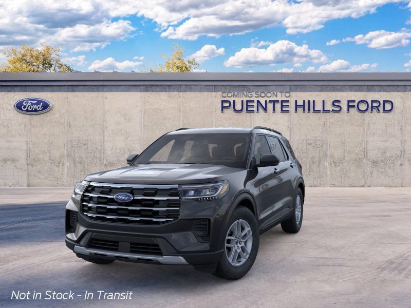 New 2026 Ford Explorer Active RWD image 2