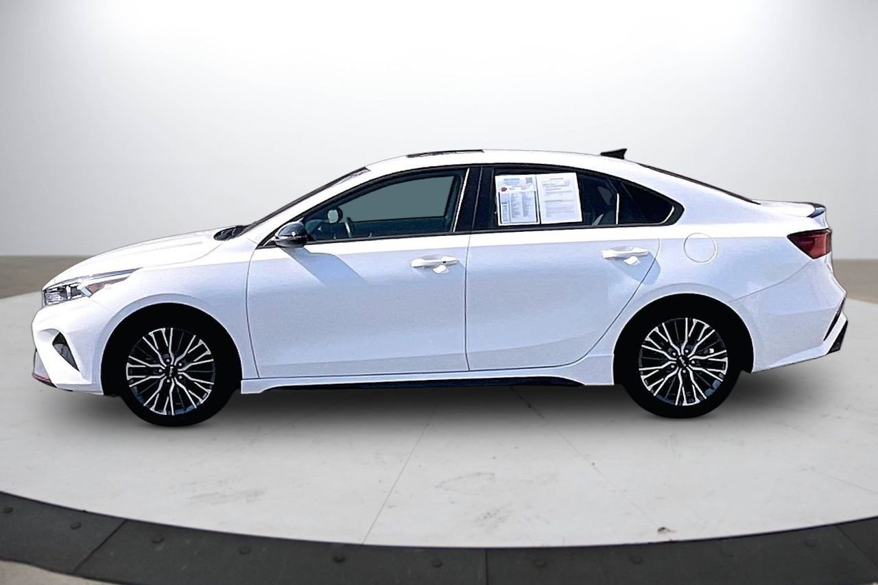 Used 2023 Kia Forte GT-Line w/ GT-Line Premium Package image 6