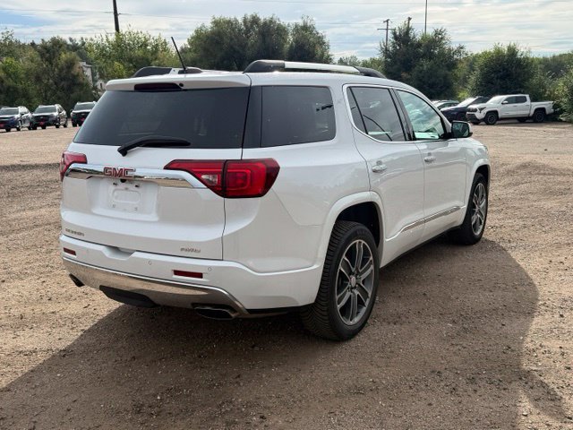 Used 2017 GMC Acadia Denali w/ Technology Package AWD/4WD image 6