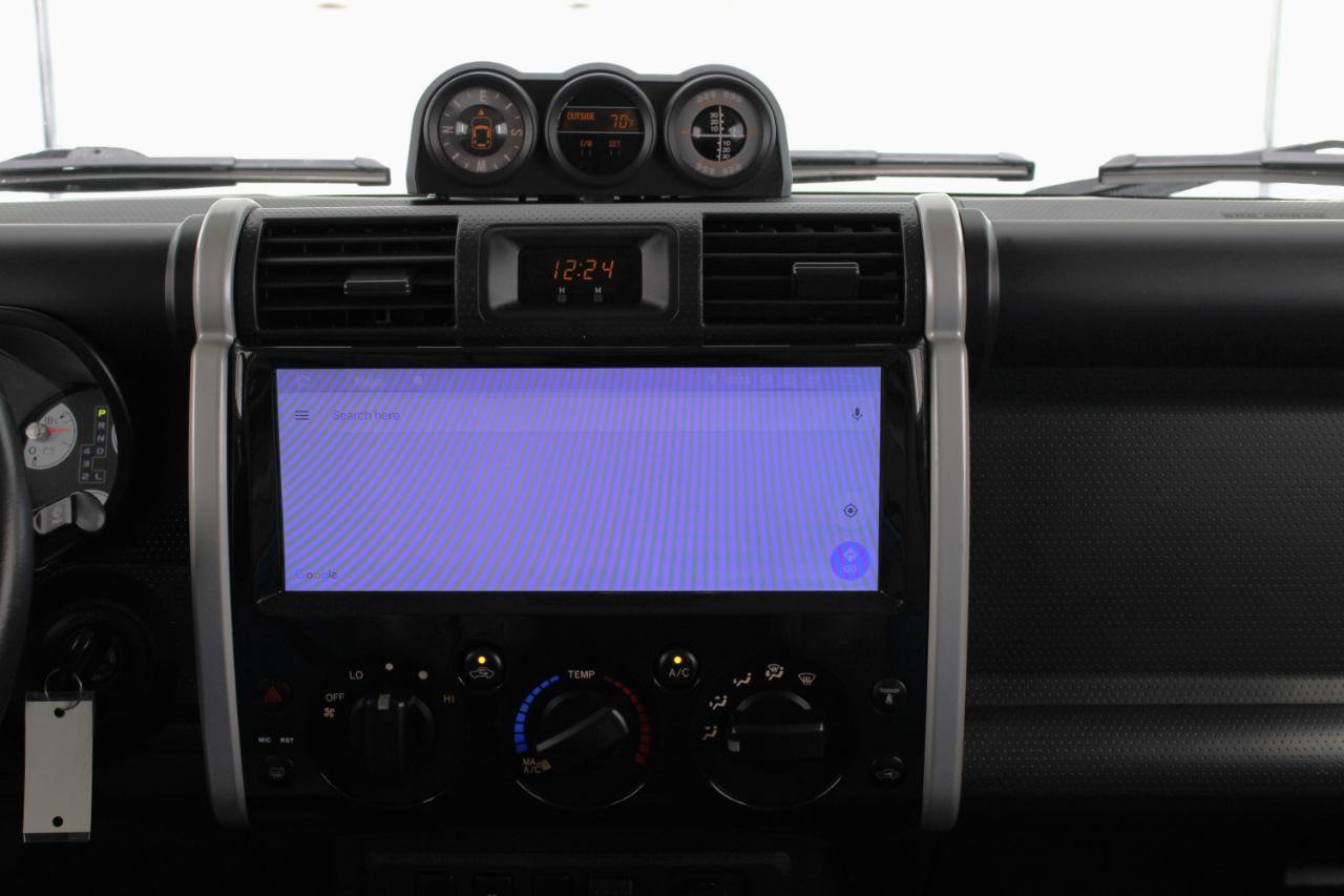 Used 2014 Toyota FJ Cruiser 4WD w/ Upgrade Package image 49