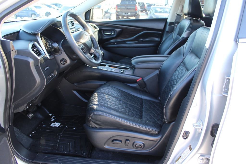 Used 2019 Nissan Murano Platinum image 16