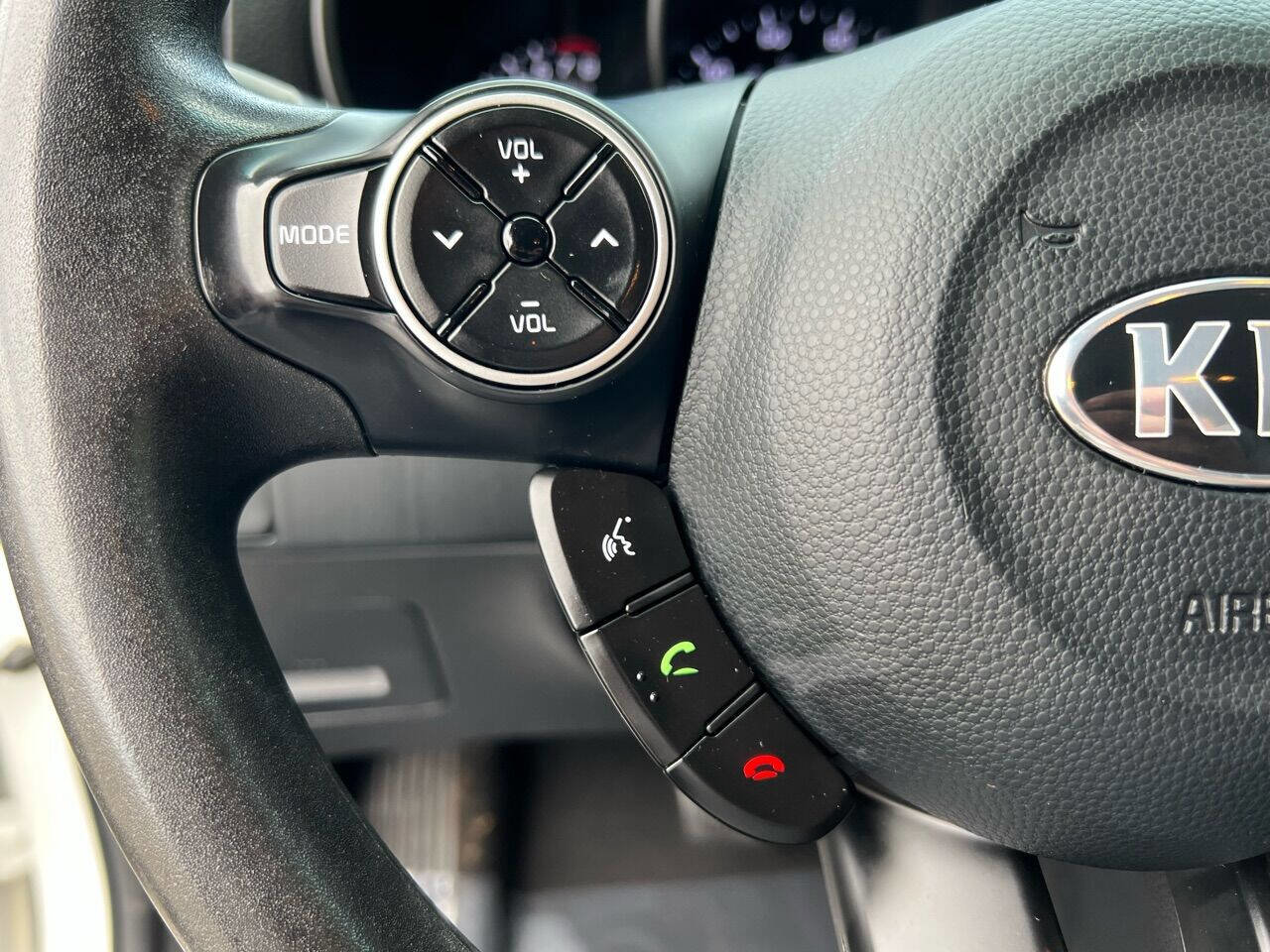 Used 2018 Kia Soul + image 23