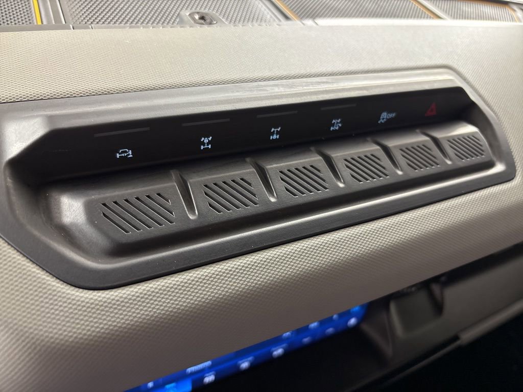 Used 2022 Ford Bronco Badlands image 35