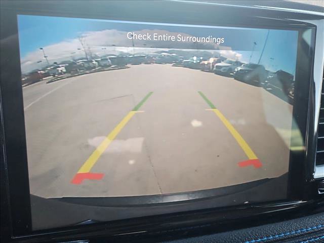 Used 2021 Chrysler Pacifica Touring-L image 14