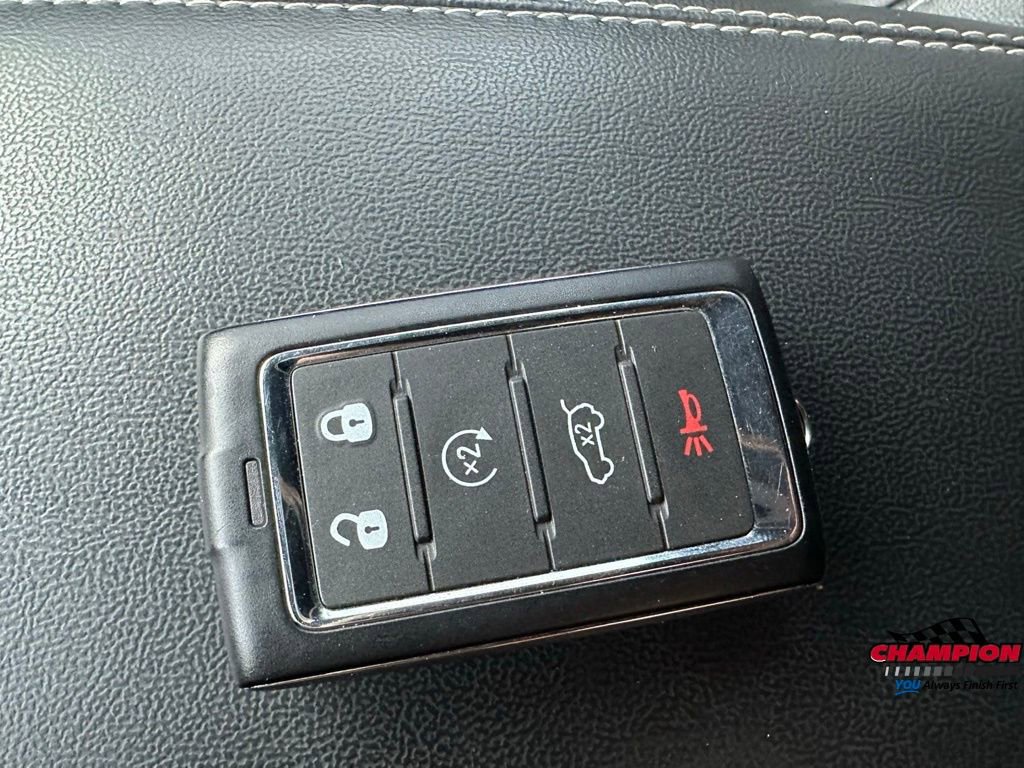 Used 2024 Jeep Grand Cherokee Limited image 28