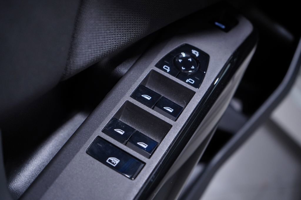 Used 2026 BMW X3 xDrive30 w/ M Sport Package image 16