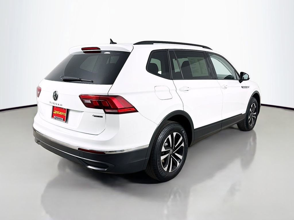 Used 2024 Volkswagen Tiguan S image 8