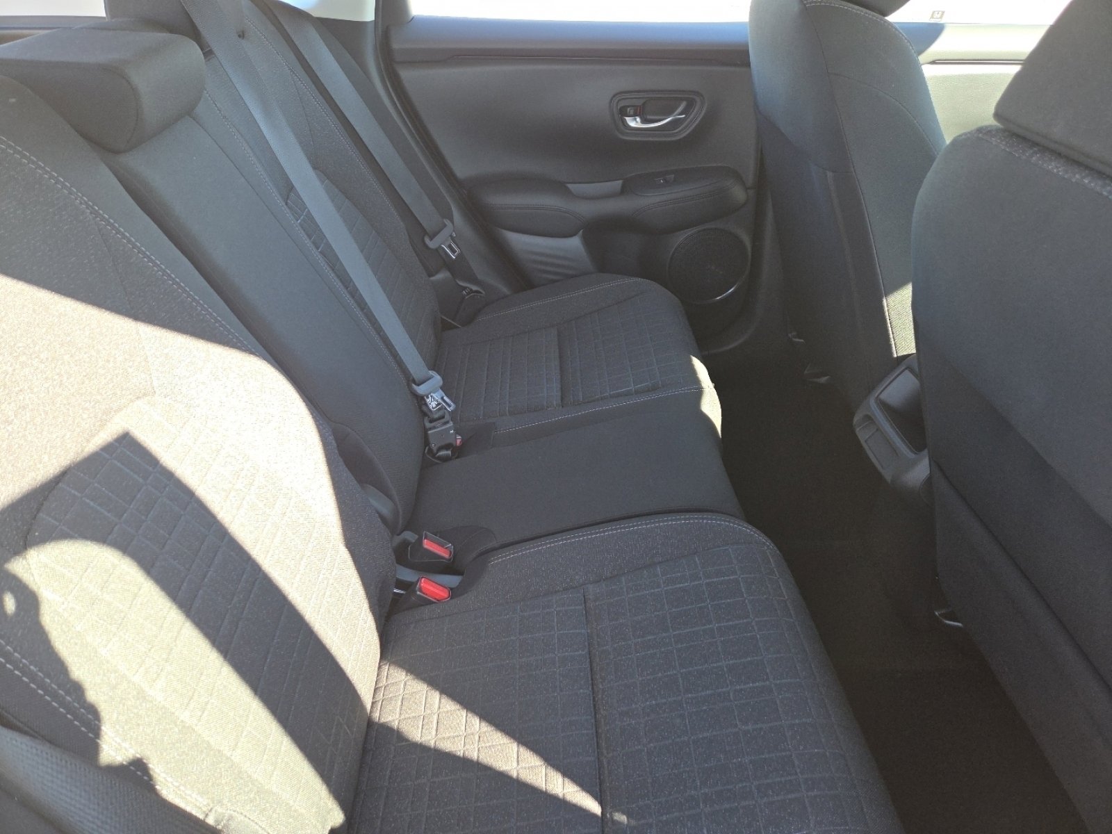 Used 2025 Honda HR-V LX image 19