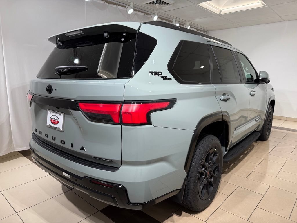 New 2026 Toyota Sequoia Platinum AWD/4WD image 5